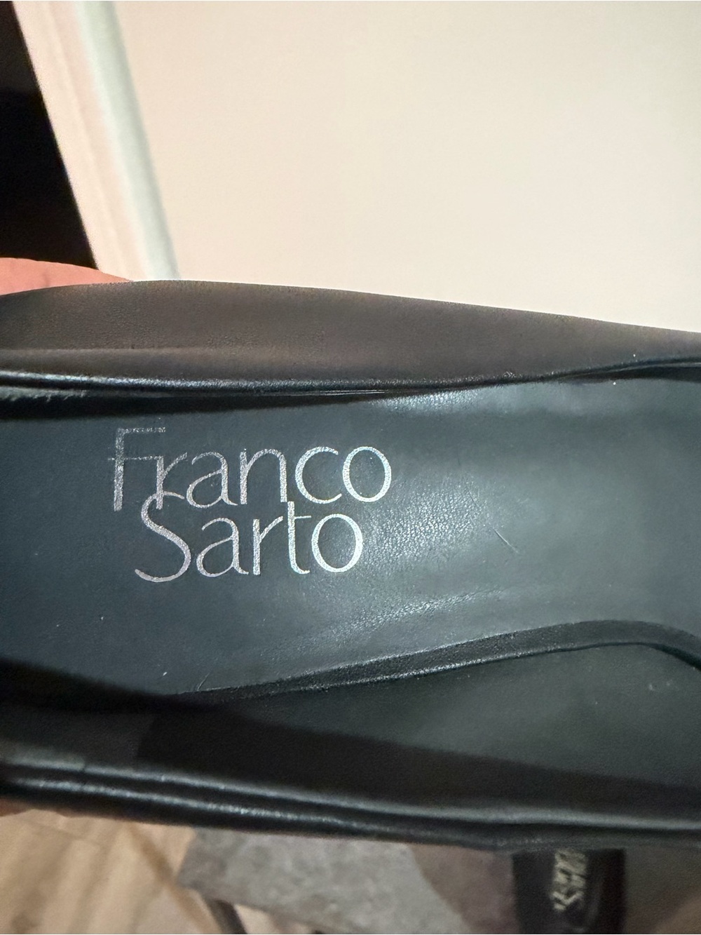 Franco Sarto Black Leather Pointed-Toe Mid Heel Pumps - Picture 6 of 8